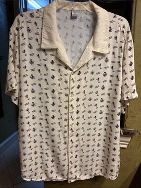 Maker’s Mark Men's Cream Short-Sleeve Button-Down Shirt with Navy Cocktail Print